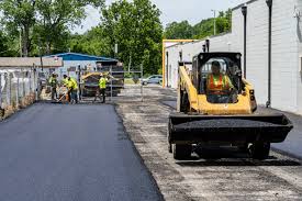 Best Driveway Pressure Washing  in Hamilton, TX